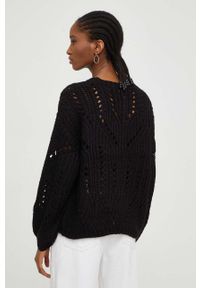 Answear Lab sweter damski kolor czarny ciepły. Kolor: czarny. Materiał: dzianina. Wzór: ze splotem. Styl: wakacyjny #5