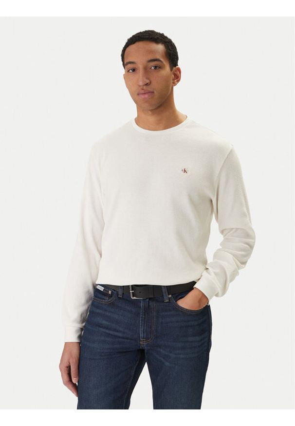 Calvin Klein Jeans Sweter LV040EM217 Écru Regular Fit. Kolor: kremowy. Materiał: syntetyk, bawełna
