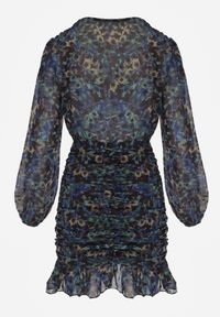 Renee - Czarno-Niebieska Kwiatowa Sukienka o Dopasowanym Kroju Ozdobiona Falbankami i Marszczeniem Mirilira. Okazja: na co dzień. Typ kołnierza: kołnierz z falbankami. Kolor: czarny. Materiał: zamsz. Wzór: aplikacja, kwiaty. Typ sukienki: proste, dopasowane. Styl: elegancki, casual #7