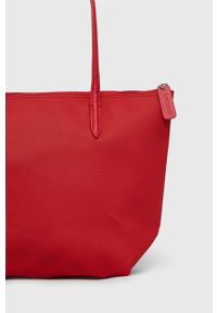 Lacoste torebka kolor czerwony. Kolor: czerwony. Rodzaj torebki: na ramię