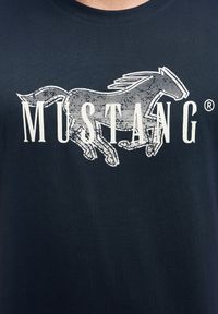 Męski T-Shirt Mustang Style Austin Dark Sapphire 1016858 4136 #3