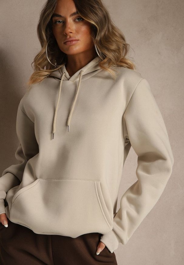 Renee - Beżowa Bluza z Kapturem Ozdobiona Ściągaczami Invila. Okazja: na co dzień. Typ kołnierza: kaptur. Kolor: beżowy. Wzór: aplikacja. Styl: casual, elegancki