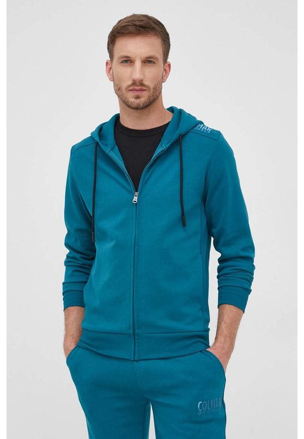 Colmar bluza męska kolor zielony z kapturem gładka. Okazja: na co dzień. Typ kołnierza: kaptur. Kolor: zielony. Materiał: dzianina. Wzór: gładki. Styl: casual
