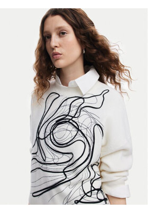 Desigual Sweter Montpellier Lacroix 24WWJF55 Biały Loose Fit. Kolor: biały. Materiał: bawełna