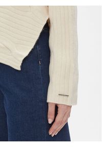 Calvin Klein Sweter Asymetric Modern Cable Sweater K20K206016 Beżowy Regular Fit. Kolor: beżowy. Materiał: syntetyk #5