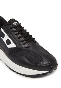 Diesel Sneakersy Tame-D Y03607P8109 Czarny. Kolor: czarny. Materiał: skóra
