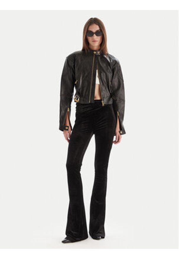 Versace Jeans Couture Kurtka skórzana 79HAVP03 CP021 Czarny Regular Fit. Kolor: czarny. Materiał: skóra