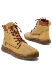 Żółte Trzewiki Artiker Ocieplane Obuwie Damskie. Okazja: na co dzień. Zapięcie: sznurówki. Kolor: żółty. Materiał: skóra. Sezon: zima, jesień. Styl: casual, klasyczny #4