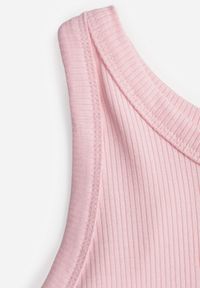 Born2be - Różowy Top z Prążkowanego Materiału Zitessa. Okazja: na co dzień. Kolor: różowy. Materiał: prążkowany, materiał. Długość rękawa: na ramiączkach. Styl: casual, klasyczny, elegancki #6