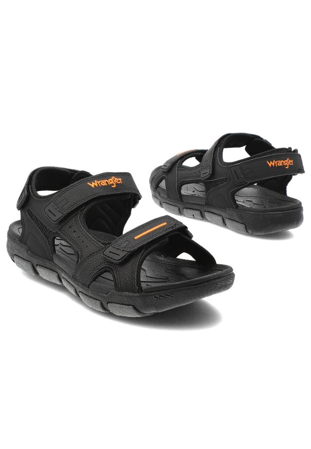 Czarne Sandały Wrangler Sportowe Obuwie Męskie. Okazja: na co dzień. Zapięcie: pasek. Kolor: czarny. Materiał: materiał. Wzór: paski. Sezon: lato. Styl: sportowy