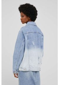 Answear Lab kurtka jeansowa damska przejściowa. Kolor: niebieski. Materiał: jeans. Styl: wakacyjny #5
