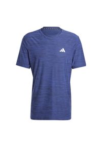Adidas - Koszulka adidas Essentials Stretch. Kolor: niebieski, czarny, wielokolorowy. Materiał: materiał. Sport: fitness
