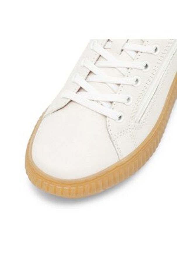 Go Soft Sneakersy WI16-RN052-01 Biały. Kolor: biały. Materiał: skóra