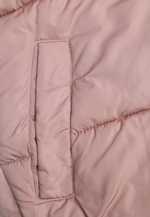 Renee - Różowa Kurtka Pikowana Puffer z Kapturem Mivvia. Typ kołnierza: kaptur. Kolor: różowy. Sezon: zima