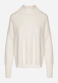 Born2be - Biały Gładki Golf w Klasycznym Stylu Ralenatia. Okazja: na co dzień. Typ kołnierza: golf. Kolor: biały. Materiał: skóra, jeans. Długość rękawa: długi rękaw. Długość: długie. Wzór: gładki. Styl: klasyczny #2