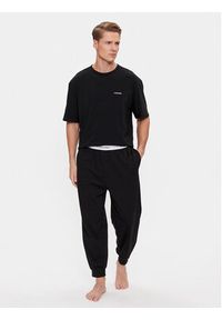 Calvin Klein Underwear T-Shirt 000NM2298E Czarny Regular Fit. Kolor: czarny. Materiał: bawełna, syntetyk