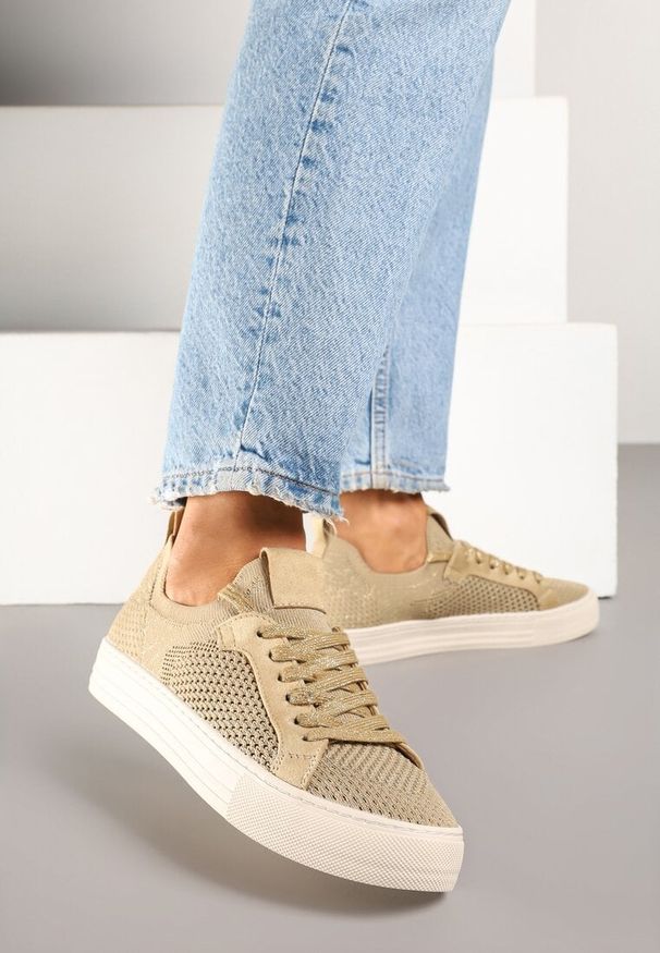 Born2be - Ciemnobeżowe Sneakersy z Siateczkową Cholewką Taslio. Okazja: na co dzień. Kolor: beżowy. Szerokość cholewki: normalna