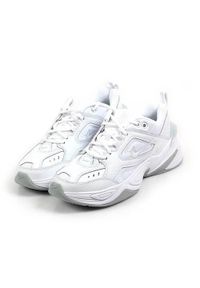 Buty do chodzenia damskie Nike M2k Tekno. Zapięcie: sznurówki. Kolor: biały. Materiał: materiał, syntetyk. Szerokość cholewki: normalna. Sport: turystyka piesza