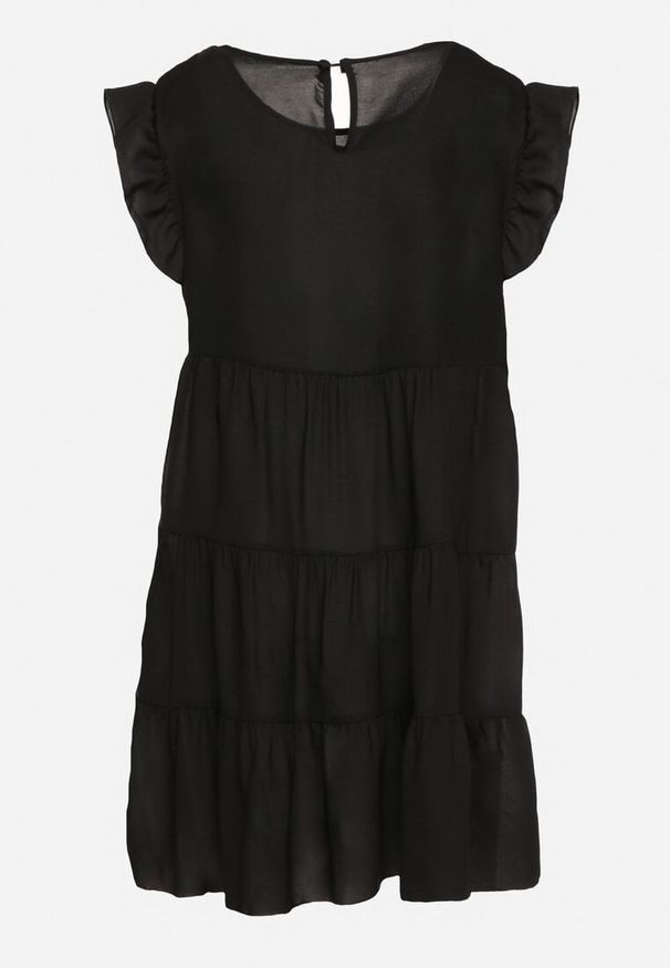 Born2be - Czarna Rozkloszowana Sukienka z Falbankami Zapinana przy Szyi Rettesa. Okazja: na co dzień. Typ kołnierza: kołnierz z falbankami. Kolor: czarny. Materiał: tkanina, wiskoza. Sezon: lato. Styl: casual, elegancki