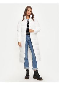 Tommy Jeans Kurtka zimowa DW0DW19918 Biały Regular Fit. Kolor: biały. Materiał: syntetyk. Sezon: zima