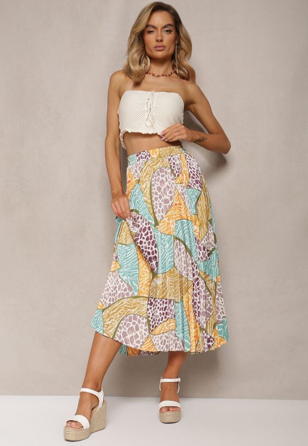 Renee - Żółto-Niebieska Satynowa Spódnica o Plisowanym Fasonie Midi Vaitera. Okazja: na co dzień. Kolor: żółty. Materiał: satyna. Sezon: wiosna, lato. Styl: elegancki, casual