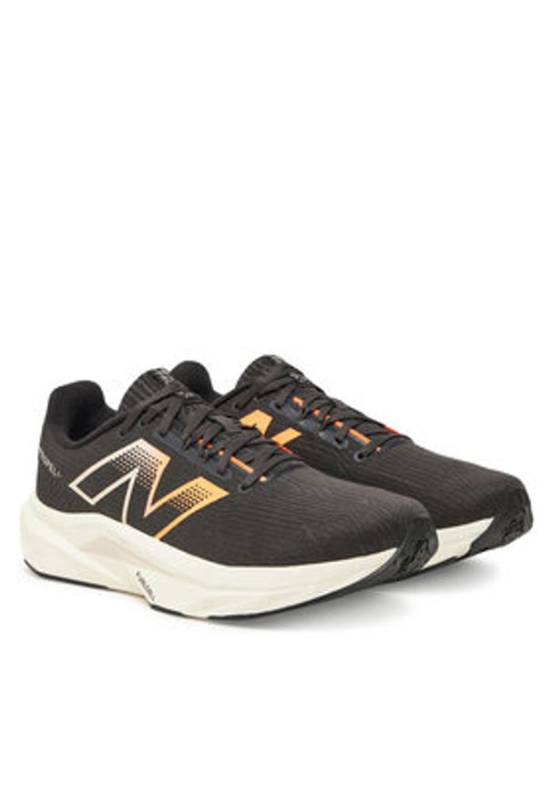 New Balance Buty do biegania FuelCell Propel v5 MFCPRCB5 Czarny. Kolor: czarny. Materiał: materiał