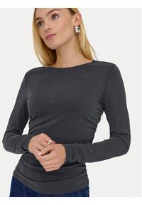 only - ONLY Bluzka Free Life 15365605 Czarny Regular Fit. Kolor: czarny. Materiał: syntetyk #4