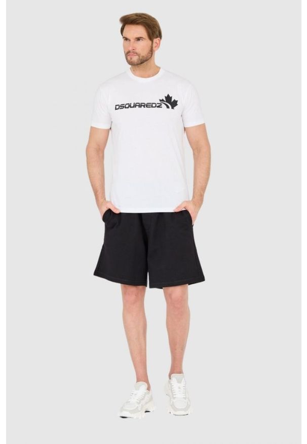DSQUARED2 Biały bawełniany t-shirt z dużym logo. Kolor: biały. Materiał: bawełna