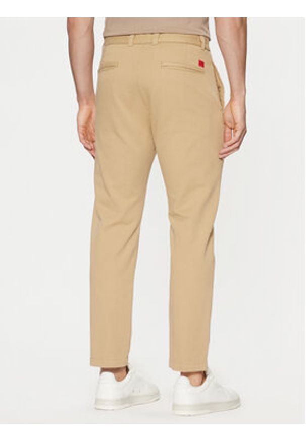 Hugo - HUGO Chinosy 50533851 Beżowy Slim Fit. Kolor: beżowy. Materiał: bawełna