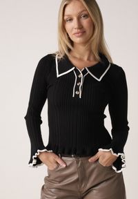 Born2be - Czarny Sweter z Wiskozą w Stylu Retro z Kołnierzykiem i Guzikami Sarrise. Okazja: na co dzień, na spotkanie biznesowe, do pracy. Typ kołnierza: kołnierz z falbankami. Kolor: czarny. Materiał: wiskoza. Wzór: aplikacja. Styl: retro #1