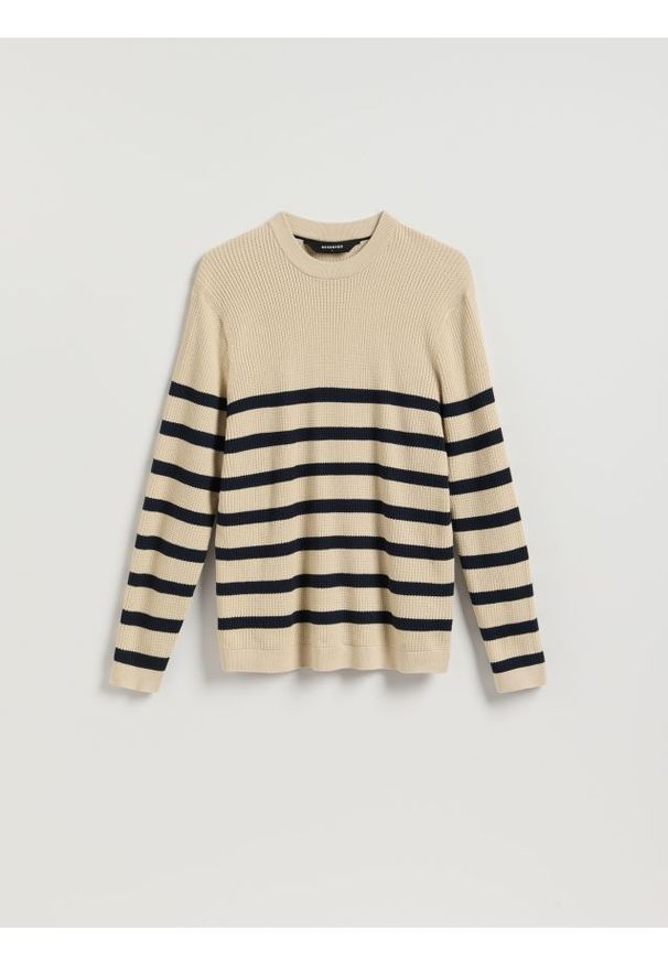 Reserved - Strukturalny sweter w paski - beżowy. Kolor: beżowy. Materiał: bawełna, dzianina. Wzór: paski