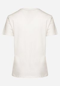 Born2be - Biały Bawełniany T-shirt Ozdobiony Sercem Tolianee. Okazja: na co dzień. Kolor: biały. Materiał: bawełna. Wzór: aplikacja. Styl: klasyczny, casual #7