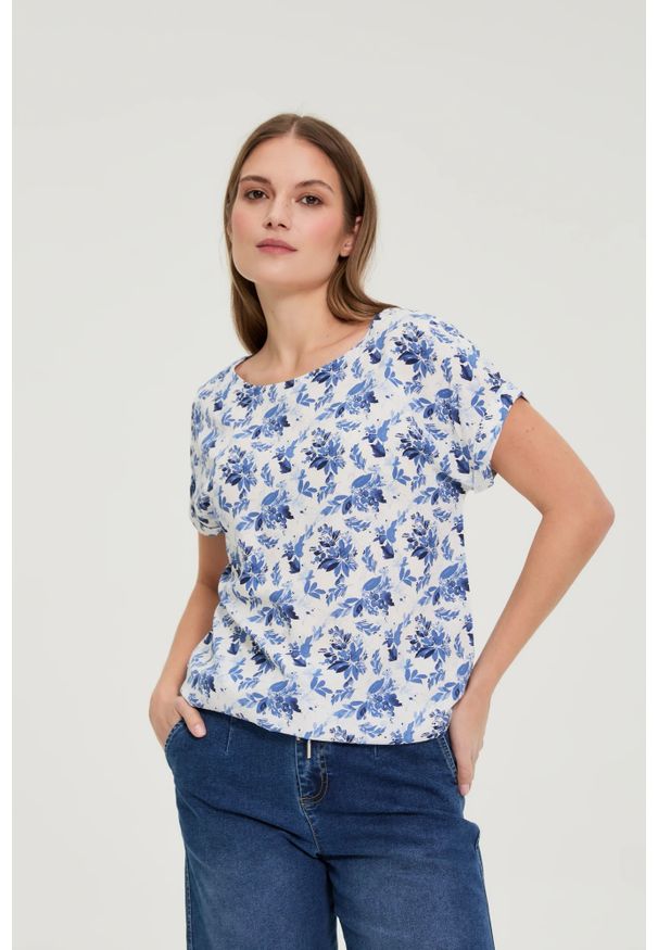 MOODO - Wiskozowa koszula biała. Kolor: biały. Materiał: wiskoza