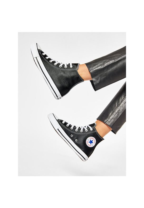 Trampki Converse. Kolor: czarny