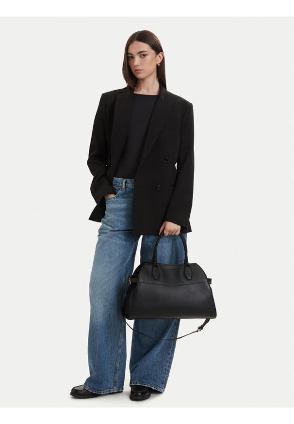 Guess Torebka HWYUAA P6276 Czarny. Kolor: czarny. Materiał: skórzane