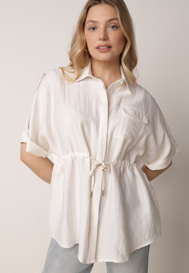 Born2be - Jasnobeżowa Nietoperzowa Koszula Safari z Lnem i Wiskozą ze Ściągaczem w Pasie Mezriss. Okazja: na co dzień, do pracy, na spotkanie biznesowe. Kolor: beżowy. Materiał: wiskoza, len. Styl: casual, biznesowy