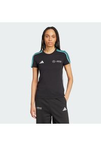 Adidas - Koszulka Mercedes - AMG Petronas Formula One Team DNA. Kolor: czarny, biały, wielokolorowy. Sport: taniec, joga i pilates