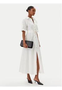 Fracomina Sukienka koszulowa FR25SD3006W52001 Biały Regular Fit. Kolor: biały. Materiał: bawełna, syntetyk. Typ sukienki: koszulowe #2