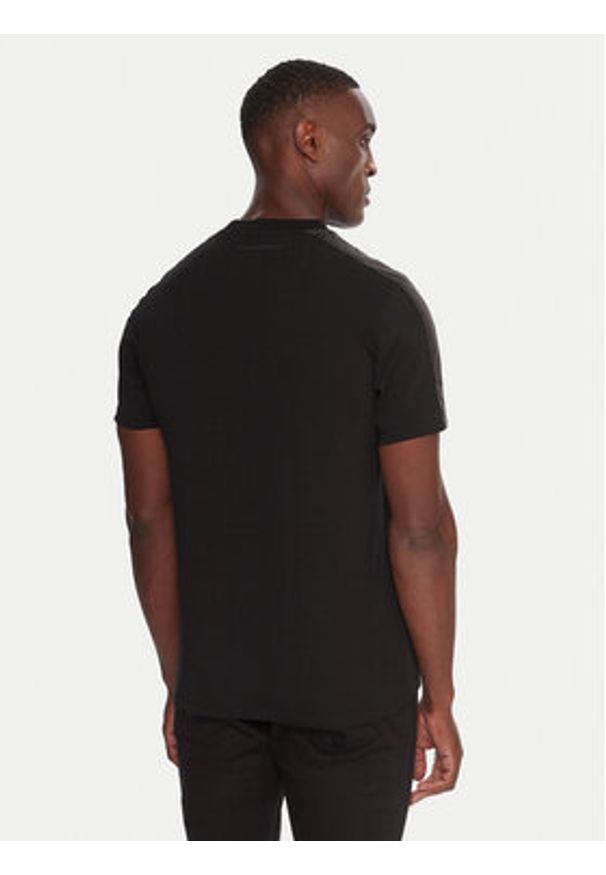 Karl Lagerfeld - KARL LAGERFELD T-Shirt 755030 554235 Czarny Regular Fit. Typ kołnierza: dekolt w karo. Kolor: czarny. Materiał: bawełna