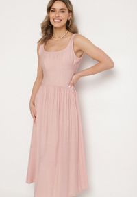 Born2be - Różowa Wiskozowa Sukienka o Rozkloszowanym Kroju Milareina. Okazja: na co dzień. Kolor: różowy. Materiał: wiskoza. Długość rękawa: długi rękaw. Wzór: aplikacja. Typ sukienki: rozkloszowane. Styl: casual, elegancki #7