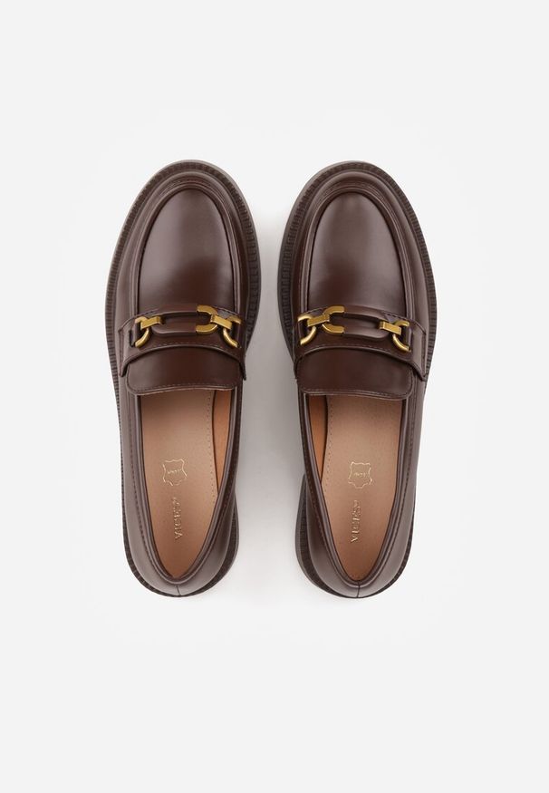 Renee - Brązowe Eleganckie Mokasyny VICES z Aplikacją i Wkładką ze Skóry Naturalnej Arinatta. Kolor: brązowy. Materiał: skóra. Wzór: aplikacja. Styl: elegancki
