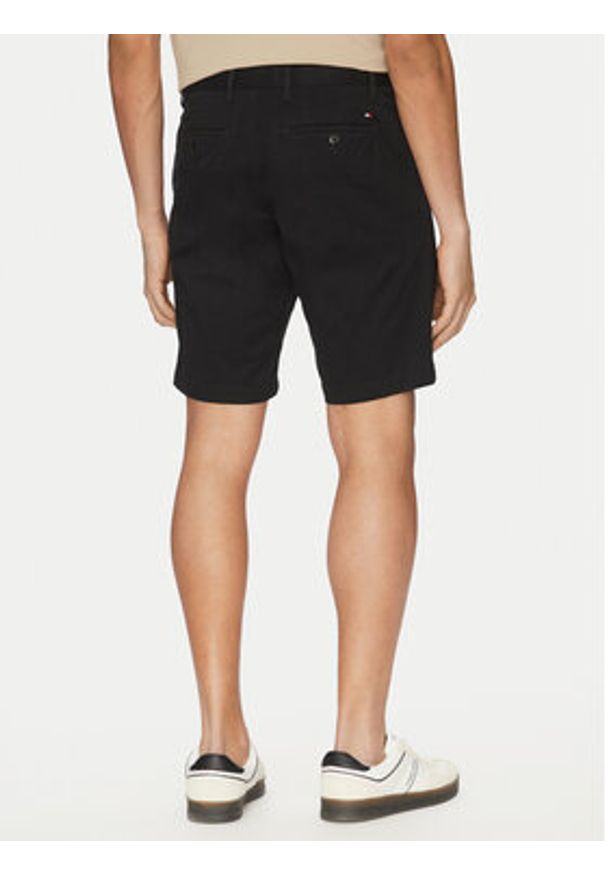 TOMMY HILFIGER - Tommy Hilfiger Szorty materiałowe Harlem MW0MW23568 Czarny Regular Fit. Kolor: czarny. Materiał: bawełna