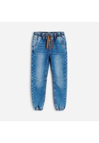 Reserved - Joggery z bardzo miękkiego jeansu - Niebieski. Kolor: niebieski. Materiał: jeans #1