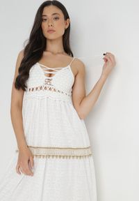 Born2be - Biała Sukienka Chrysis. Kolor: biały. Materiał: koronka, bawełna, tkanina. Długość rękawa: na ramiączkach. Wzór: haft, koronka, aplikacja. Styl: boho. Długość: maxi #4