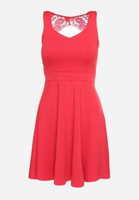 Born2be - Czerwona Rozkloszowana Sukienka na Ramiączkach z Koronkowym Wycięciem na Plecach Devantia. Okazja: na randkę, na ślub cywilny, na wesele. Kolor: czerwony. Materiał: koronka. Długość rękawa: na ramiączkach. Wzór: koronka. Sezon: lato. Typ sukienki: rozkloszowane. Styl: klasyczny, elegancki #3