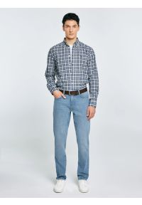 Big-Star - Koszula męska bawełniana w kratę granatowa Gibbineros 402. Typ kołnierza: kołnierzyk klasyczny. Kolor: niebieski. Materiał: bawełna. Wzór: haft, kratka, gładki. Styl: klasyczny #6