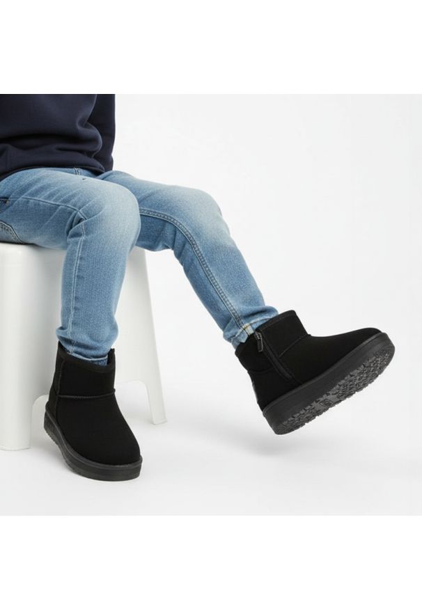 Big-Star - Czarne Śniegowce Big Star Ocieplane Buty Dziecięce. Kolor: czarny. Materiał: syntetyk, materiał, futro. Szerokość cholewki: normalna