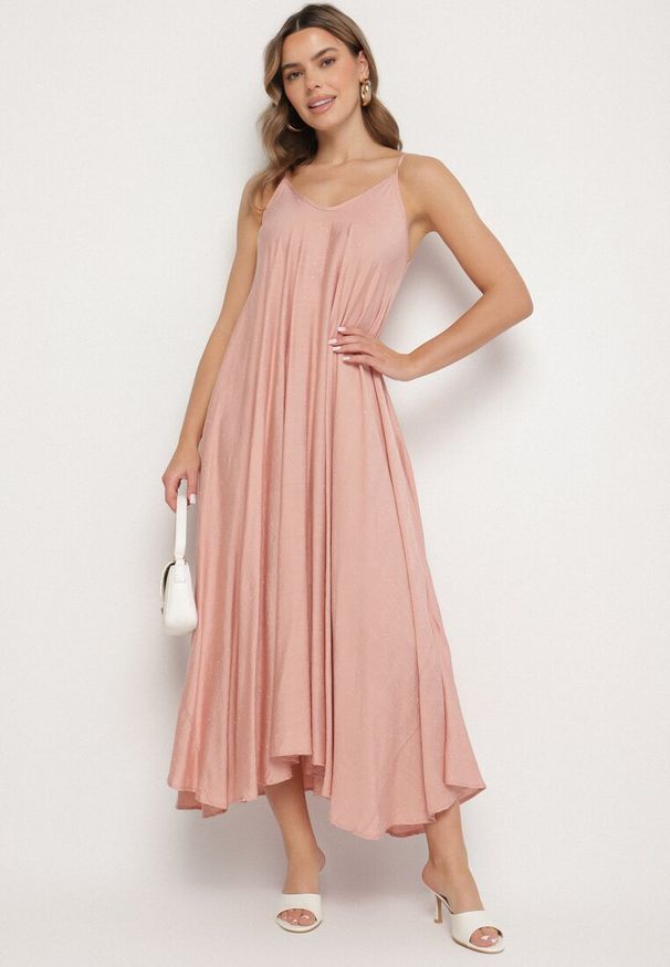 Born2be - Różowa Rozkloszowana Sukienka z Wiskozy z Cyrkoniami Ellitana. Okazja: na co dzień. Kolor: różowy. Materiał: wiskoza. Sezon: lato. Styl: casual, klasyczny, elegancki