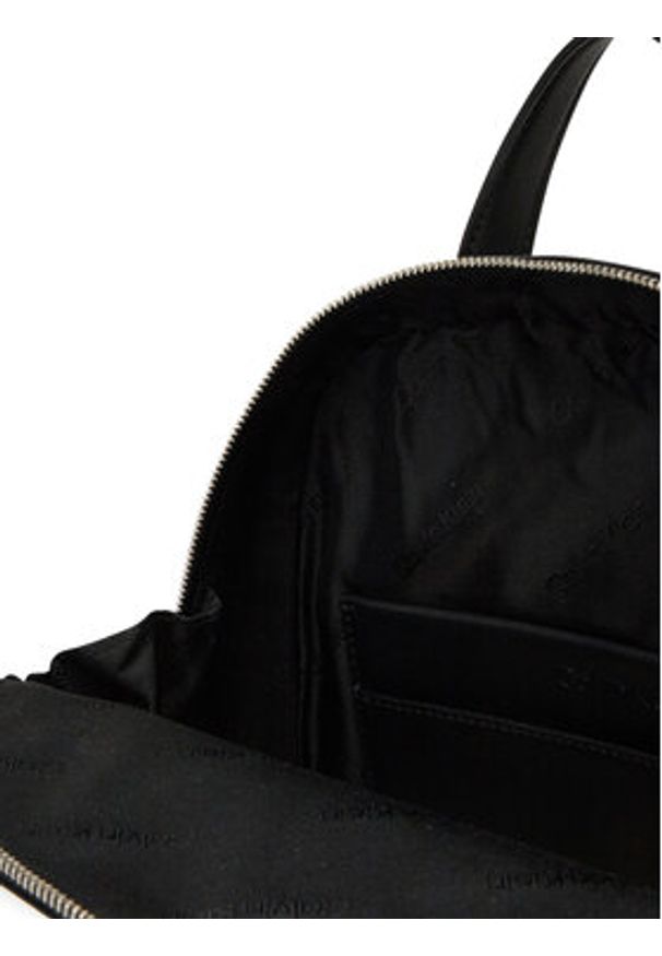 Calvin Klein Plecak Ck Must Dome Backpack LV04F3224G Czarny. Kolor: czarny. Materiał: skóra