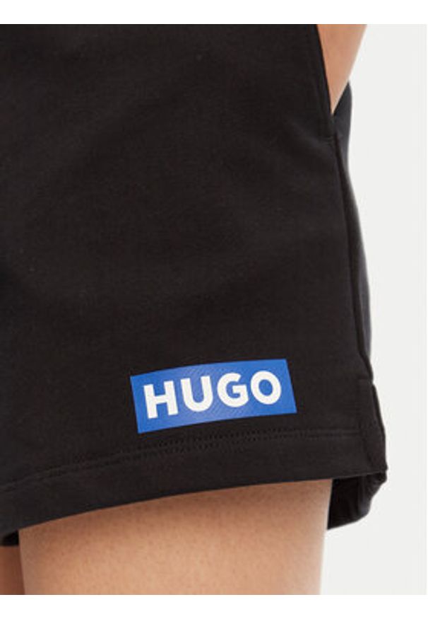 Hugo - HUGO Szorty sportowe Classic 50541122 Czarny Regular Fit. Kolor: czarny. Materiał: bawełna